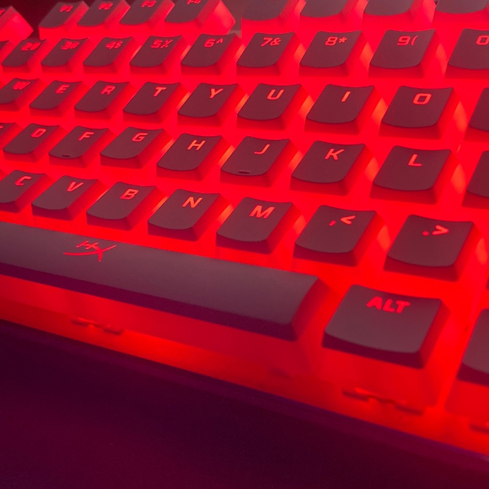 Selling hyperx keyboard for gamers
